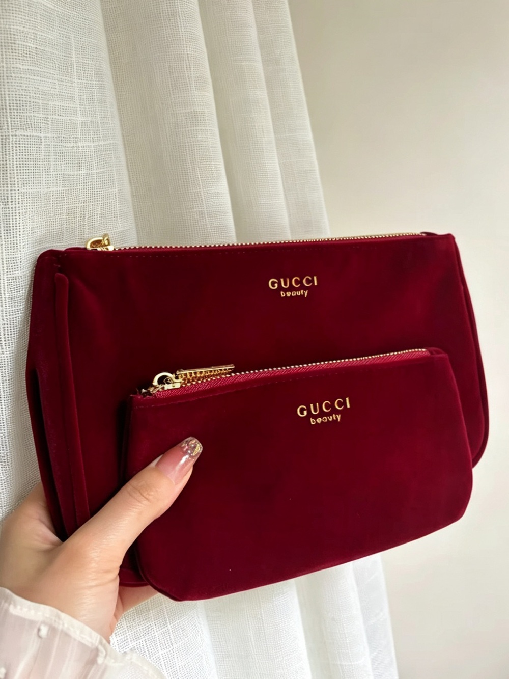 Gucci beauty makeup bag set